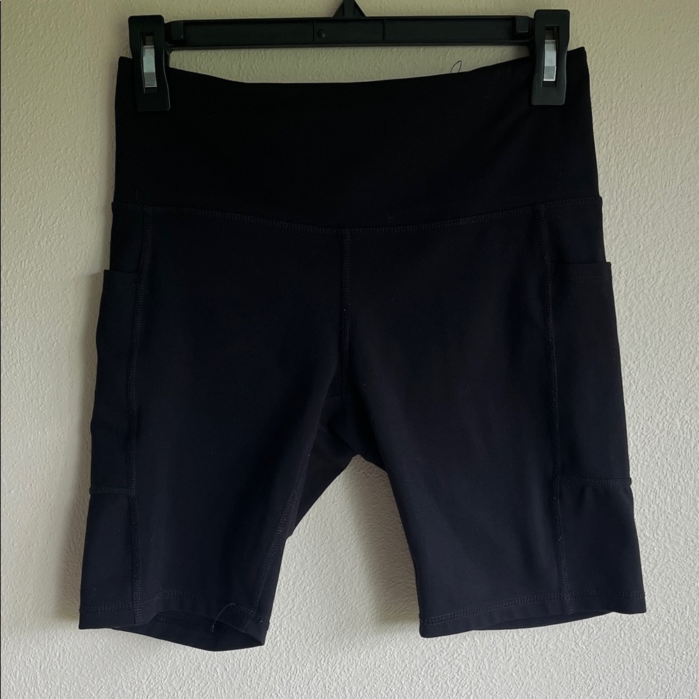 XERSION Anti Odor Black High-Waisted Bike Shorts Size Small